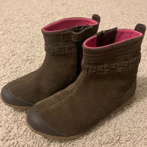 Size 2 Stride Rite suede boots. Brown with pink detail. Worn maybe twice.